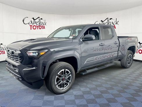 Used 2025 Toyota Tacoma TRD Sport RWD image 4