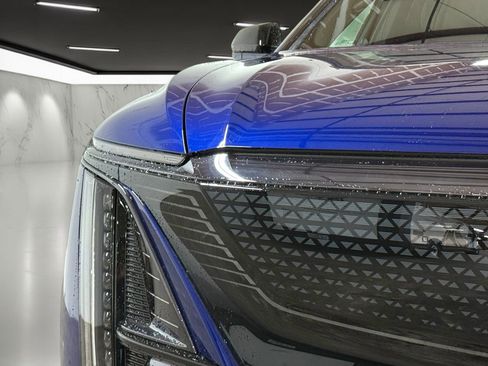 New 2026 Cadillac Lyriq Sport image 11