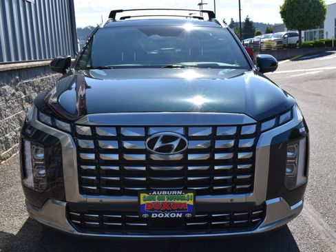 Used 2025 Hyundai Palisade Calligraphy AWD/4WD image 2