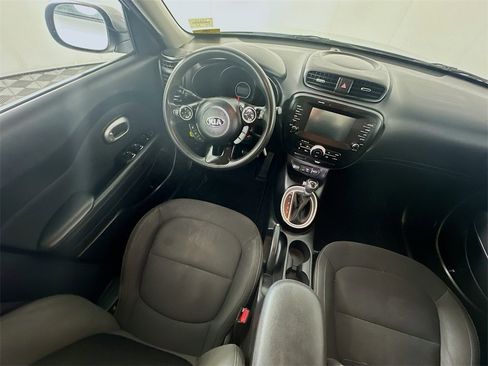Used 2019 Kia Soul w/ Convenience Package image 9