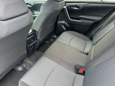 Certified 2025 Toyota RAV4 XLE AWD/4WD image 16