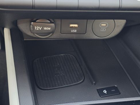 New 2025 Hyundai Elantra Limited image 20