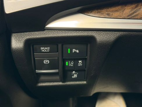 Used 2020 Acura MDX SH-AWD w/Technology Pkg image 65