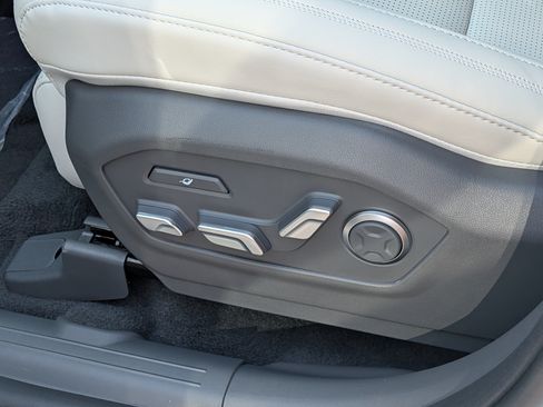 New 2026 Hyundai Santa Fe Calligraphy AWD/4WD image 18