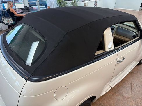 Used 2008 Chrysler PT Cruiser Convertible FWD image 31