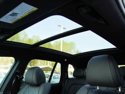 Certified 2025 BMW X5 xDrive40i w/ M Sport Package image 14