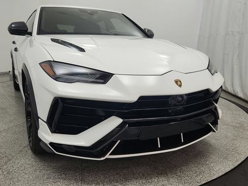 Used 2023 Lamborghini Urus Performante AWD/4WD image 12