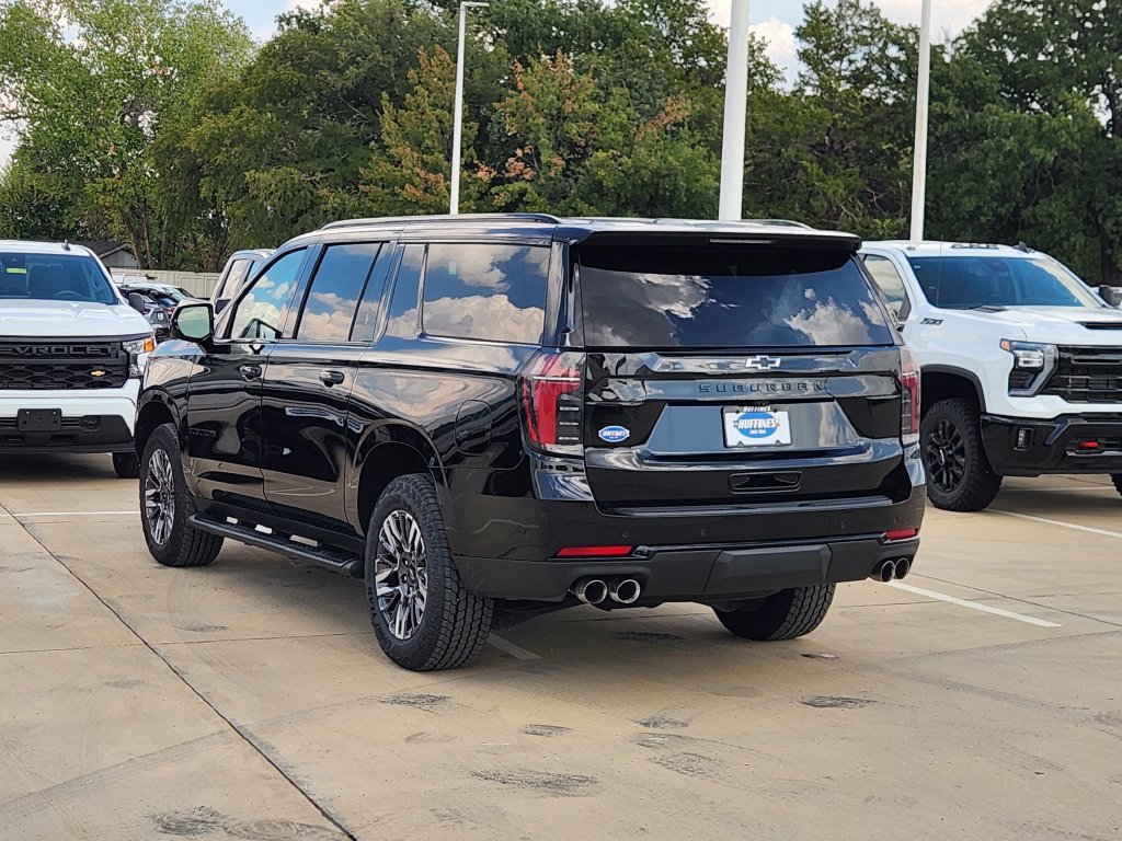 Used 2025 Chevrolet Suburban Z71 AWD/4WD image 5