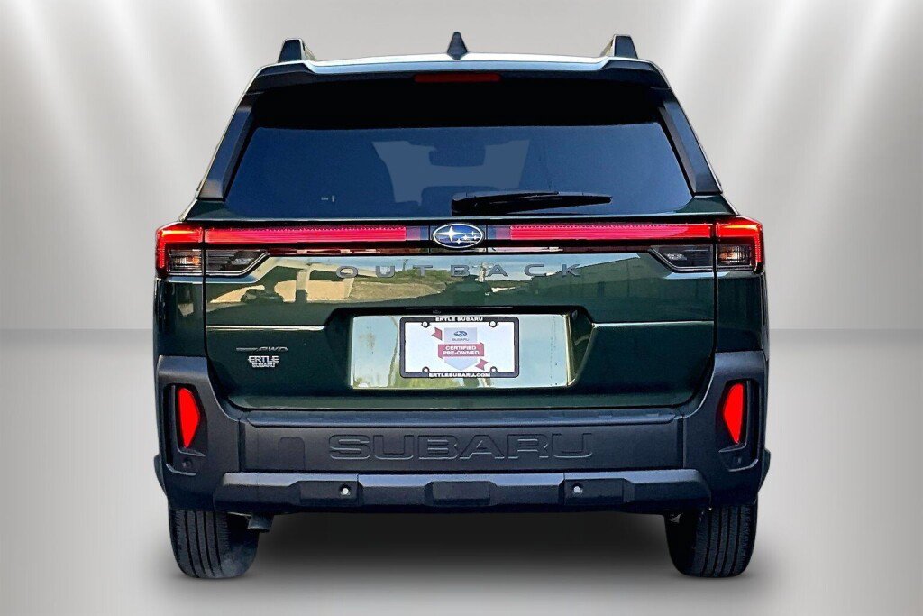 Certified 2026 Subaru Outback Touring AWD/4WD image 6