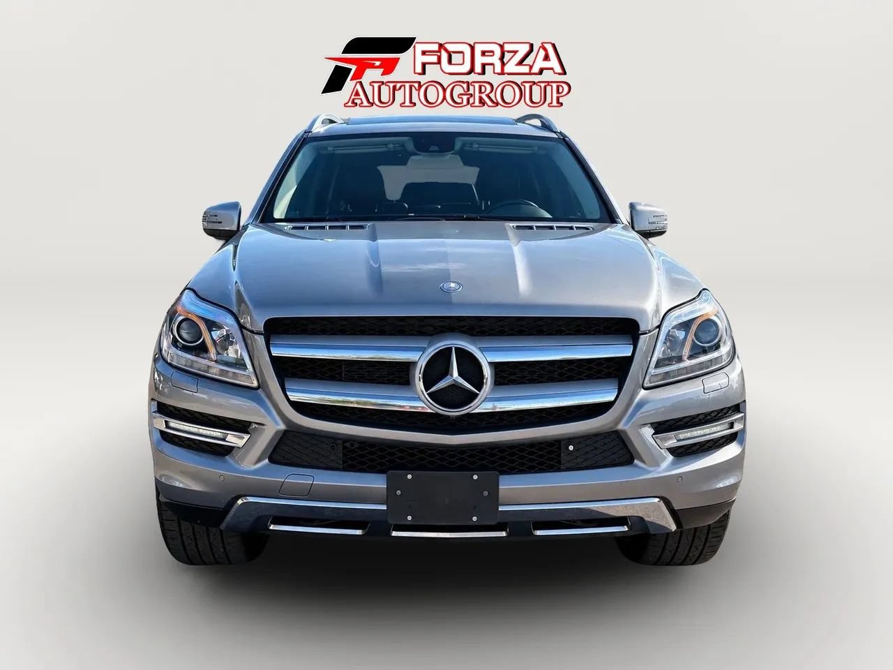 Used 2015 Mercedes-Benz GL 450 4MATIC w/ Parking Assist Package image 2