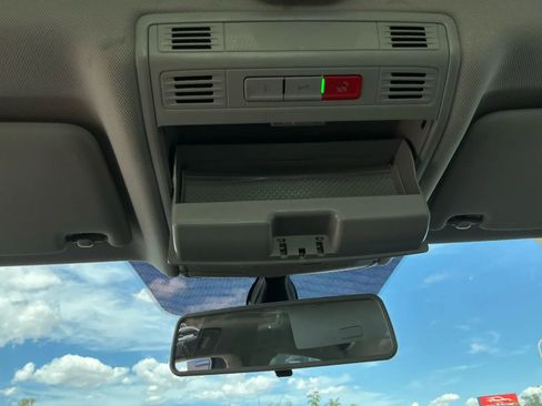 Used 2020 Volkswagen Jetta S image 33