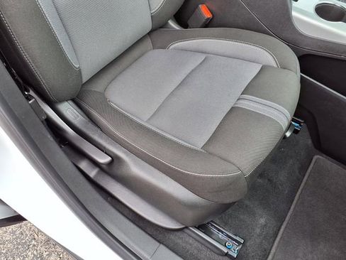 Used 2025 Chevrolet Blazer LT AWD/4WD image 76