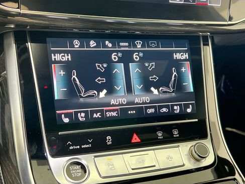 Used 2025 Audi Q7 3.0T Prestige image 16