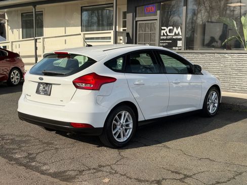 Used 2015 Ford Focus SE image 5