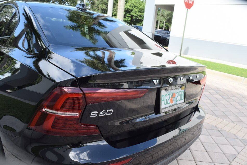 Used 2019 Volvo S60 T5 Momentum w/ Premium Package FWD image 23