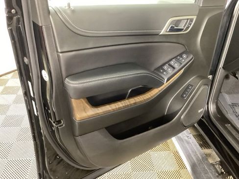 Used 2019 GMC Yukon XL Denali w/ Denali Ultimate Package image 16