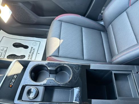 New 2026 Chevrolet Equinox RS image 23