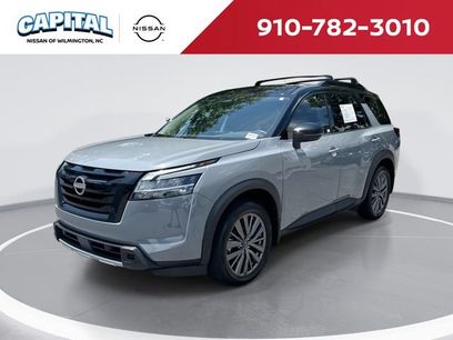 Used 2024 Nissan Pathfinder SL w/ SL Premium Package