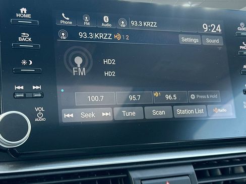 Used 2019 Honda Accord EX-L image 23