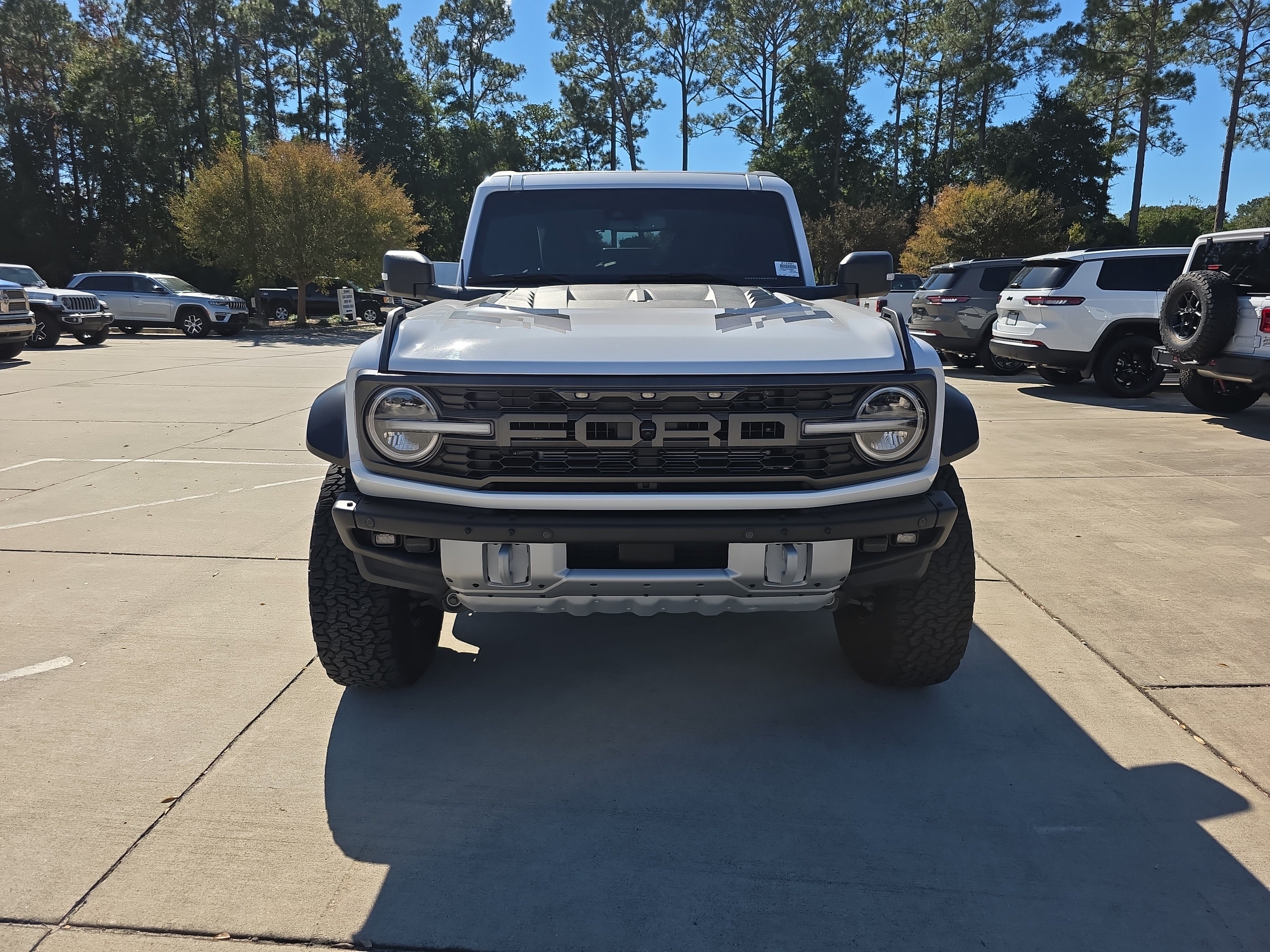 Used 2023 Ford Bronco Raptor AWD/4WD image 3