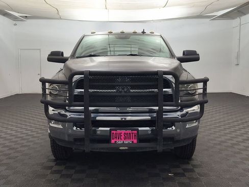 Used 2018 RAM 3500 SLT w/ Luxury Group image 5
