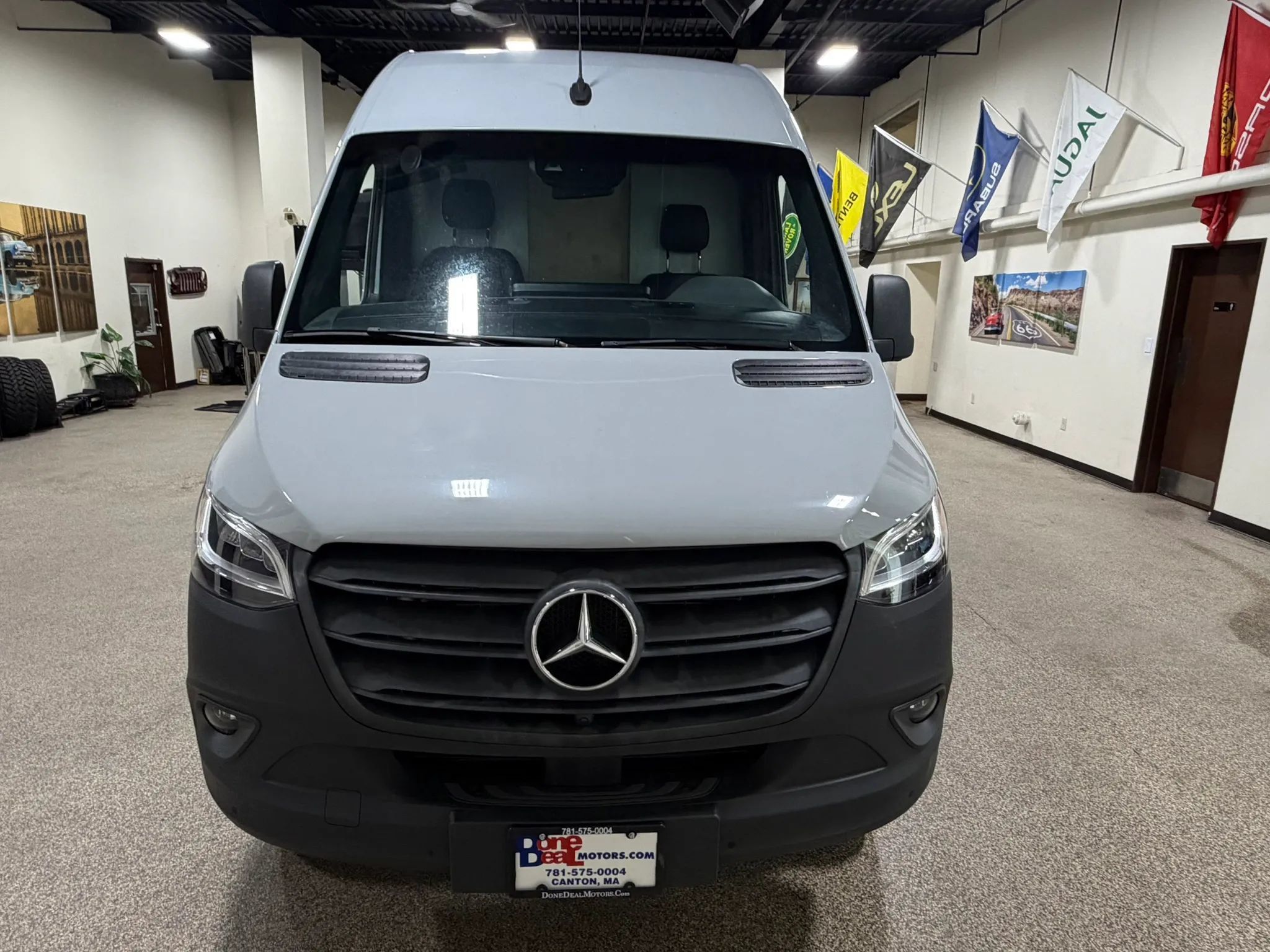 Used 2022 Mercedes-Benz Sprinter 2500 image 3