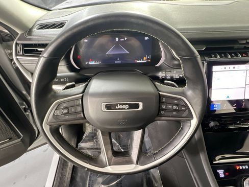 Used 2021 Jeep Grand Cherokee L Limited image 11