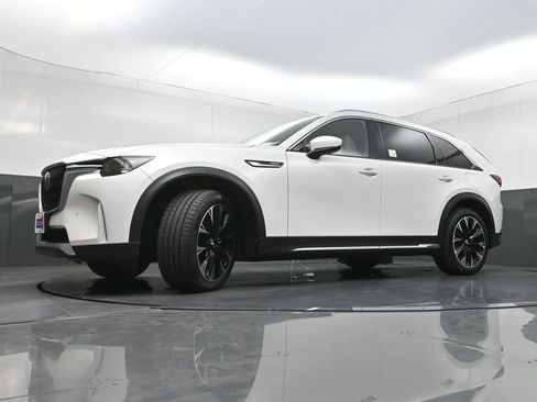 Used 2024 MAZDA CX-90 Plug-In Hybrid w/ Premium Pkg AWD/4WD image 30