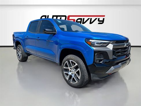 Used 2023 Chevrolet Colorado Z71 w/ Z71 Convenience Package 2 image 1