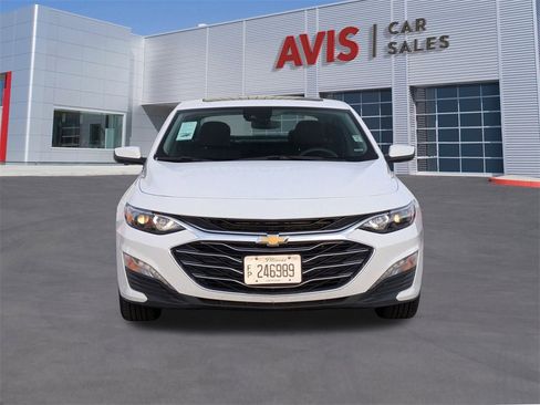 Used 2024 Chevrolet Malibu LT image 2