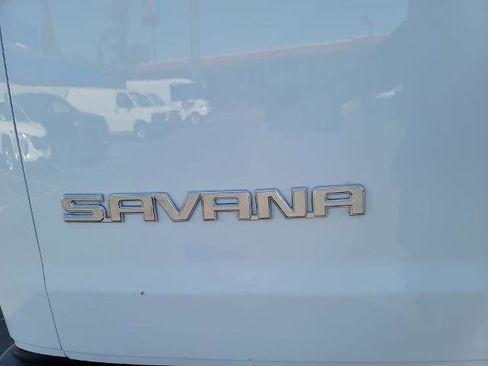 Used 2023 GMC Savana 2500 w/ Driver Convenience Package image 26