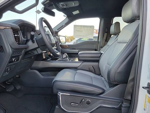 New 2023 Ford F150 Lightning Lariat image 6