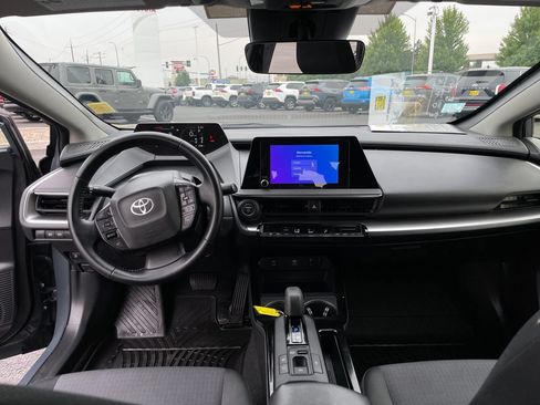 Certified 2023 Toyota Prius LE AWD/4WD image 17