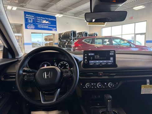 Used 2026 Honda HR-V EX-L image 11