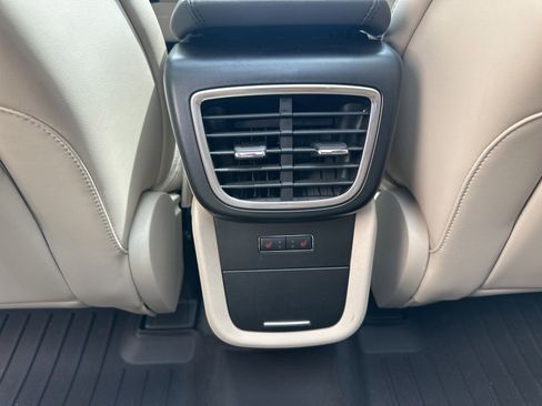Used 2018 Lincoln MKX Reserve AWD/4WD image 25