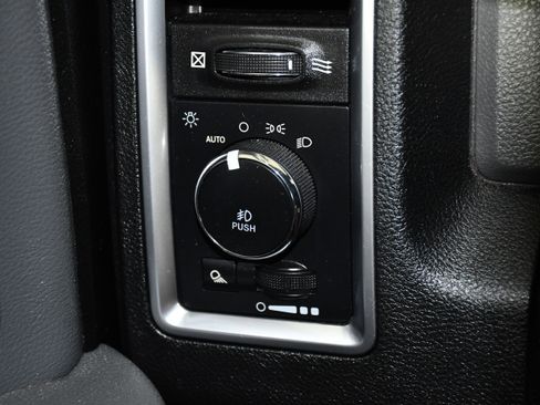 Used 2017 RAM 1500 Big Horn AWD/4WD image 36