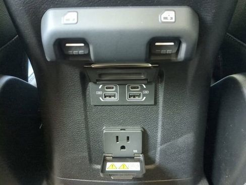 Used 2023 Jeep Wrangler Unlimited Sahara w/ Cold Weather Group image 16