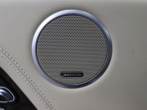 Used 2020 Land Rover Range Rover HSE image 37