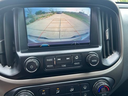 Used 2018 Chevrolet Colorado Z71 AWD/4WD image 22