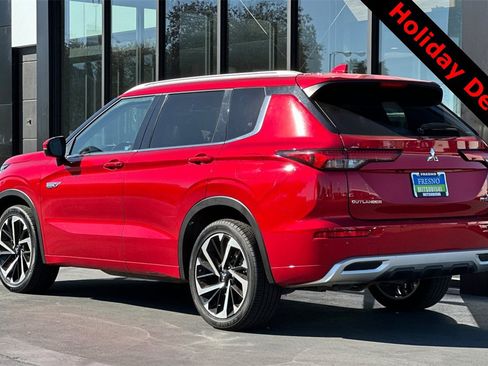 Used 2023 Mitsubishi Outlander SEL image 8