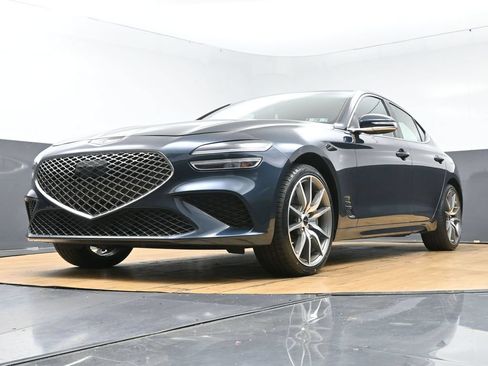 Used 2024 Genesis G70 2.5T AWD/4WD image 45