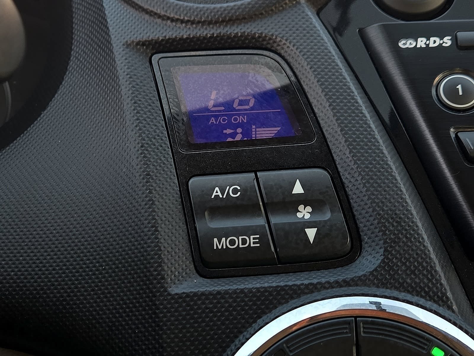 Used 2011 Honda Insight EX image 16
