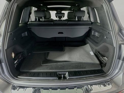 Used 2026 Mercedes-Benz GLB 250 image 25