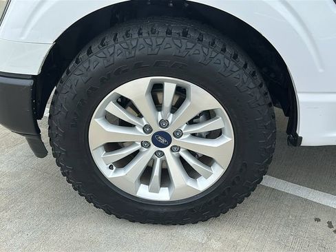 Used 2021 Ford F150 XL w/ Trailer Tow Package image 6