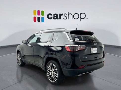 Used 2023 Jeep Compass Limited w/ Elite Group AWD/4WD image 3