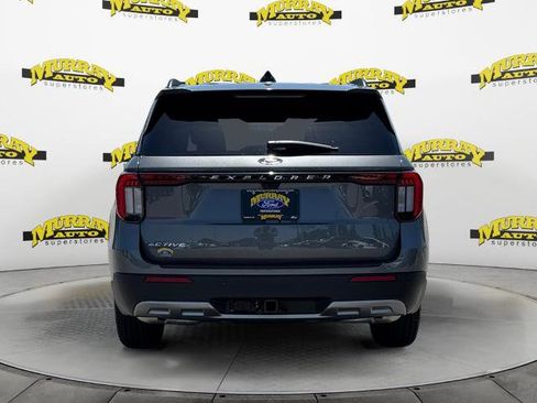 Certified 2025 Ford Explorer Active w/ Active Comfort Package RWD image 4