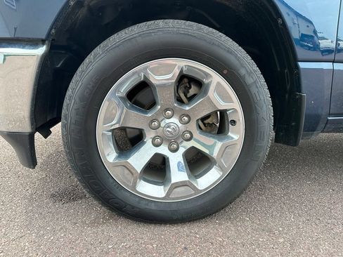 Used 2022 RAM 1500 Big Horn AWD/4WD image 39