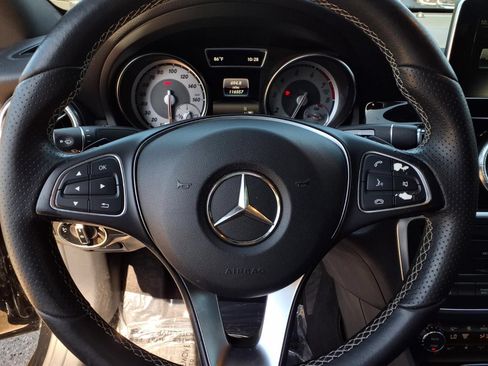 Used 2016 Mercedes-Benz CLA 250 4MATIC image 11