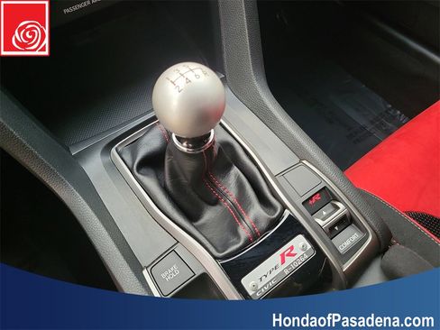 Certified 2018 Honda Civic Type R image 19