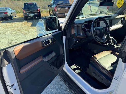 Used 2023 Ford Bronco Outer Banks image 40